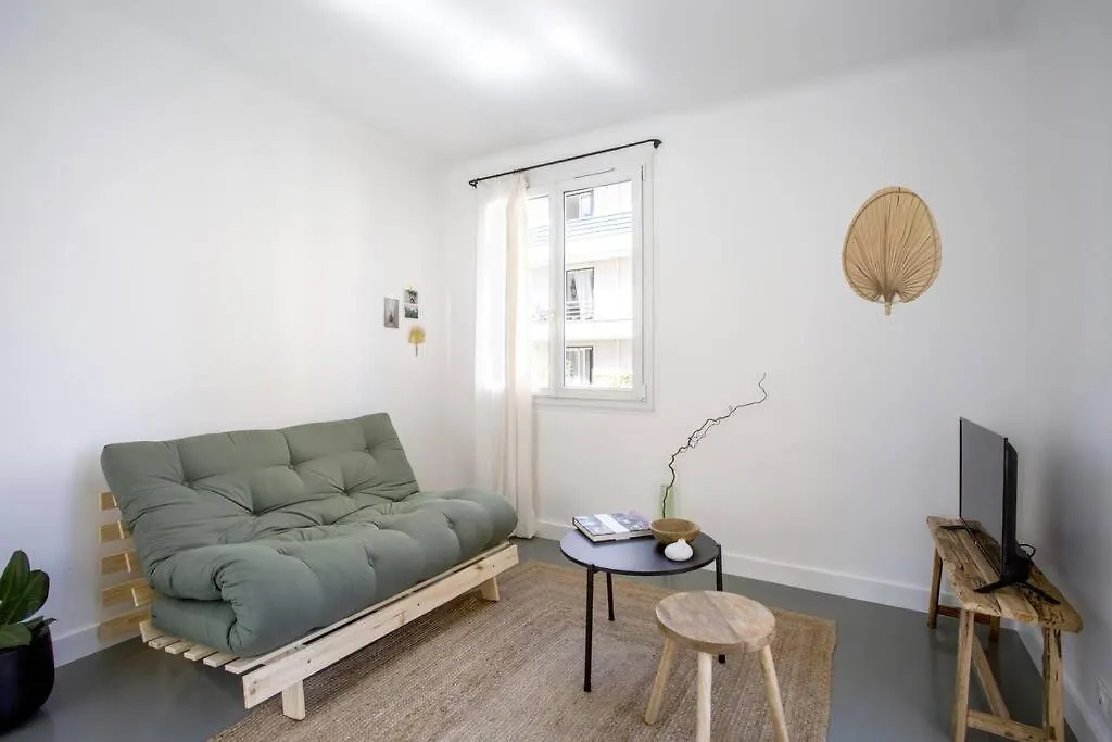 Appartement 3 Pieces / Proche Plage / Centre / Clim Antibes